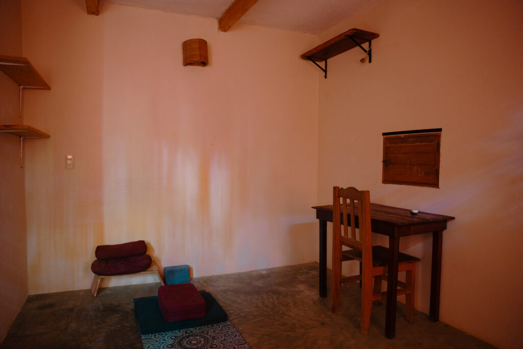 darkness retreat in mexico